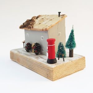 Winter Wooden House Diorama Wooden Christmas Scene