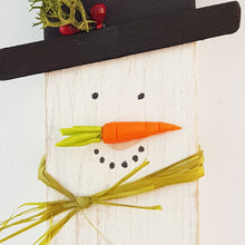 Load image into Gallery viewer, Snowman Decoration Christmas Wood Decor