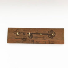 Load image into Gallery viewer, Wooden Pallet Key Holder for Wall Wooden Decor