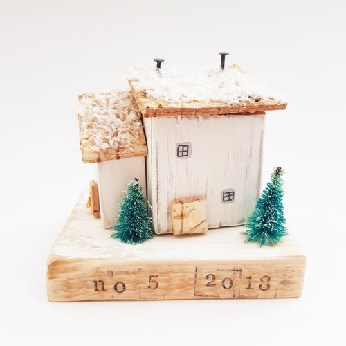 Wooden House Unique Christmas Gifts Personalized Christmas Decorations